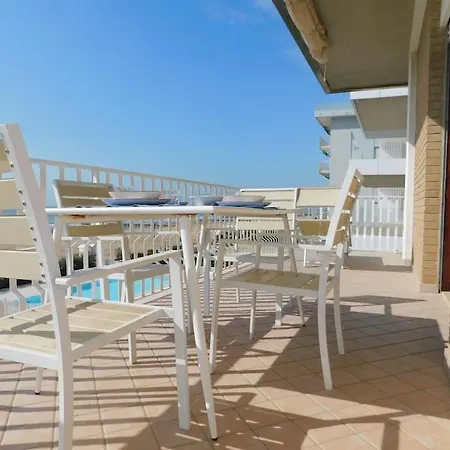 Apartment Fronte Mare Lido Lido di Jesolo