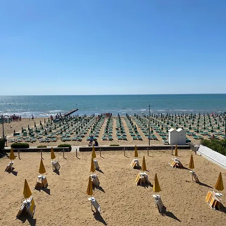 Fronte Mare Lido Apartment *